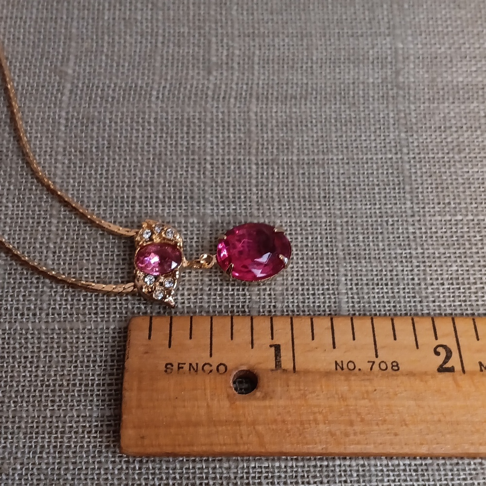 Pink Stone Gold Tone Herringbone Chain Necklace 17" Long - Picture 5 of 5